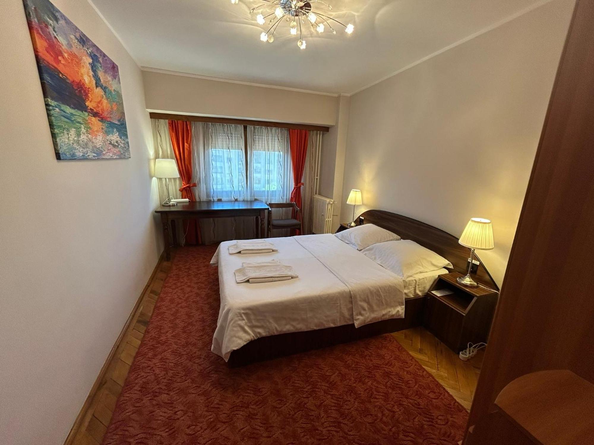 Apart. Premium Ultracentral, 3 Camere Loc Parcare. Ploieşti Esterno foto