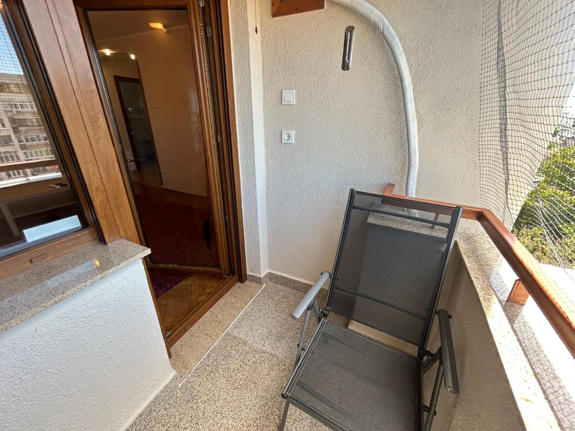 Apart. Premium Ultracentral, 3 Camere Loc Parcare. Ploieşti Esterno foto